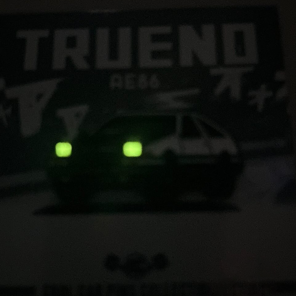 TRUENO AE86 Glow in the Dark - Cool Car Pins™